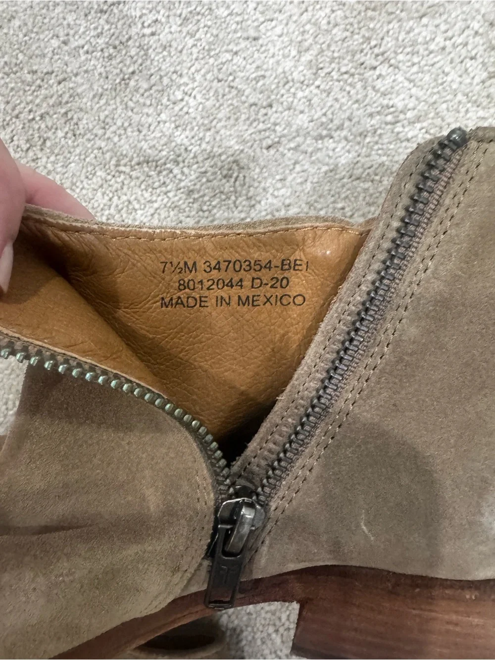 Womens Frye tan Suede side-zip Bootie, size 7.5 Never worn